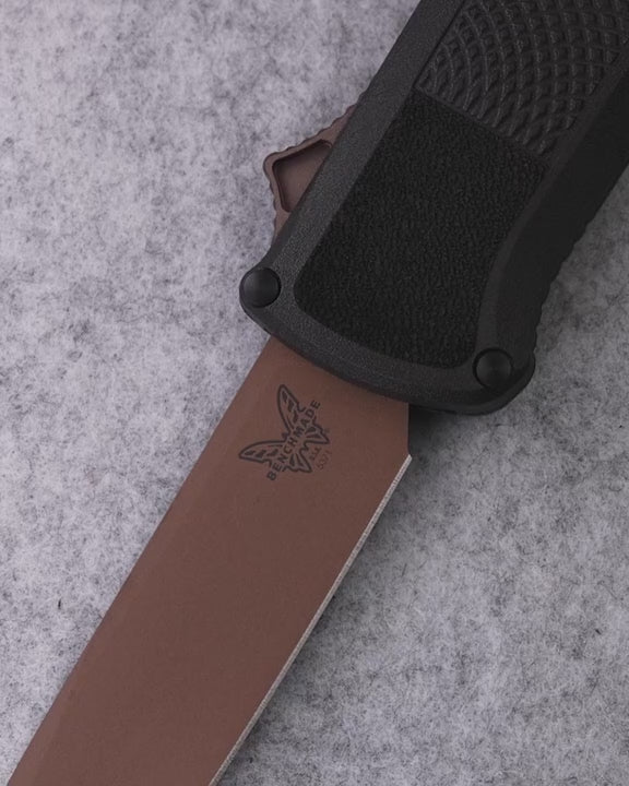 Product video showcasing knife features