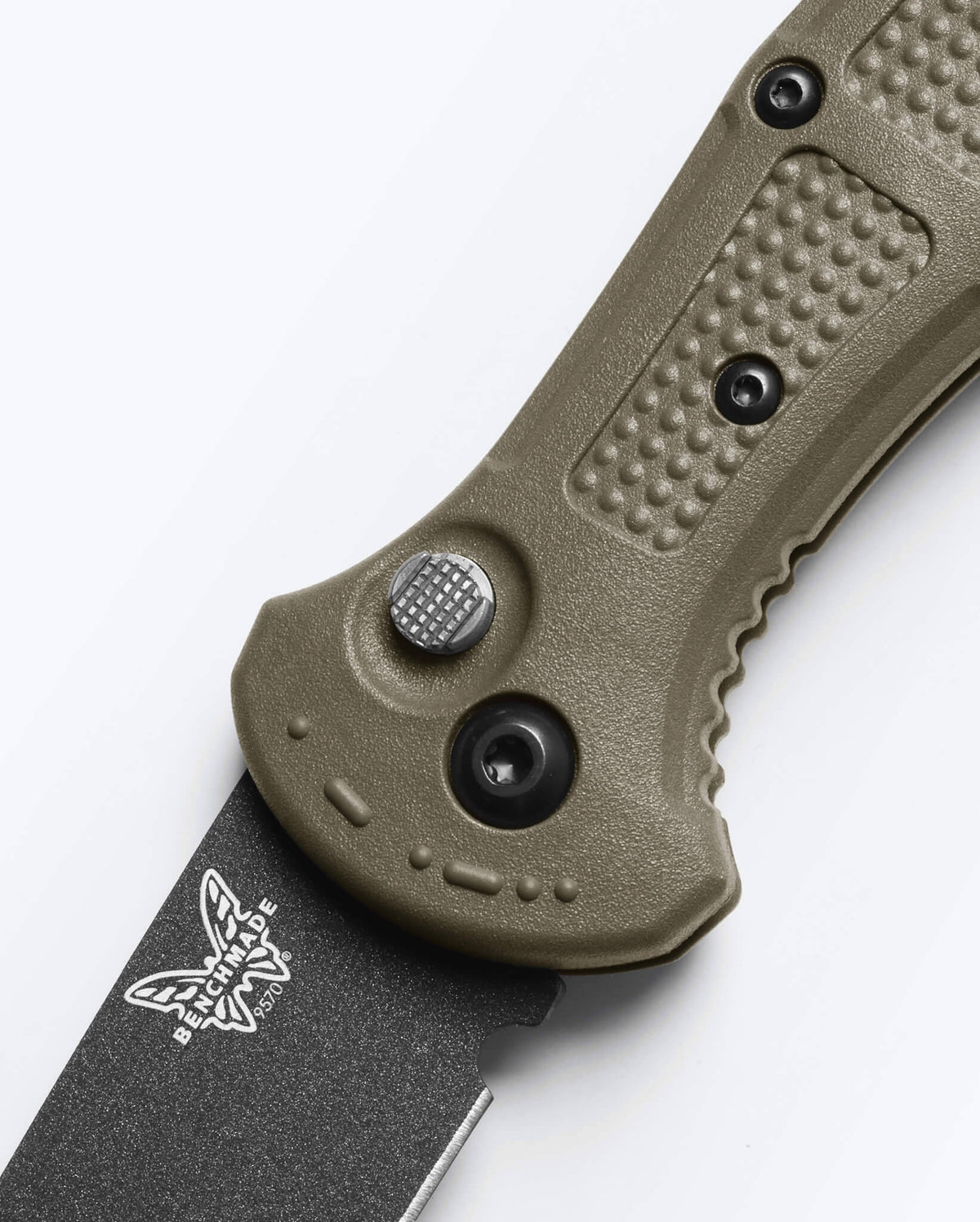 Seventh product image showing a close up of knife